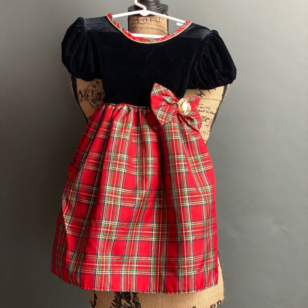 Beautiful Girls Holiday Dress Size 5